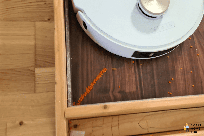 Уборка углов Dreame L20 Ultra.